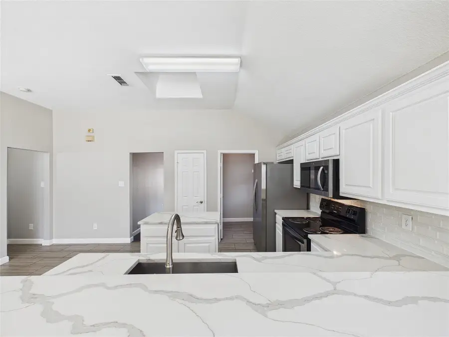 7248 Retriever Lane, Fort Worth, TX 76120 - #2