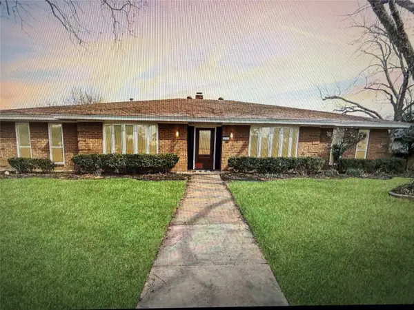 2204 Winewood Lane, Arlington, TX 76013