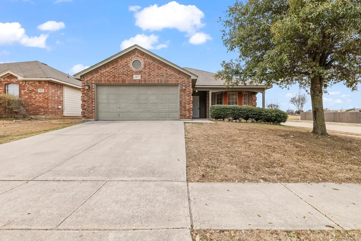 1037 Castle Top Drive, Fort Worth, TX 76052 - #1