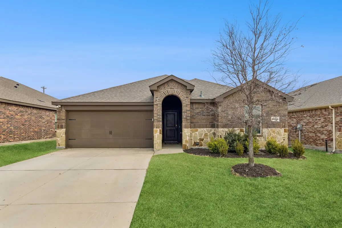 8012 Gallup Avenue, Aubrey, TX 76227 - #1