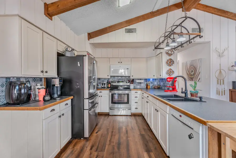 5101 Largo Drive, Granbury, TX 76049 - #2