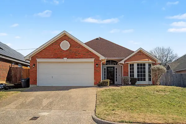 645 Cross Ridge Circle N, Fort Worth, TX 76120