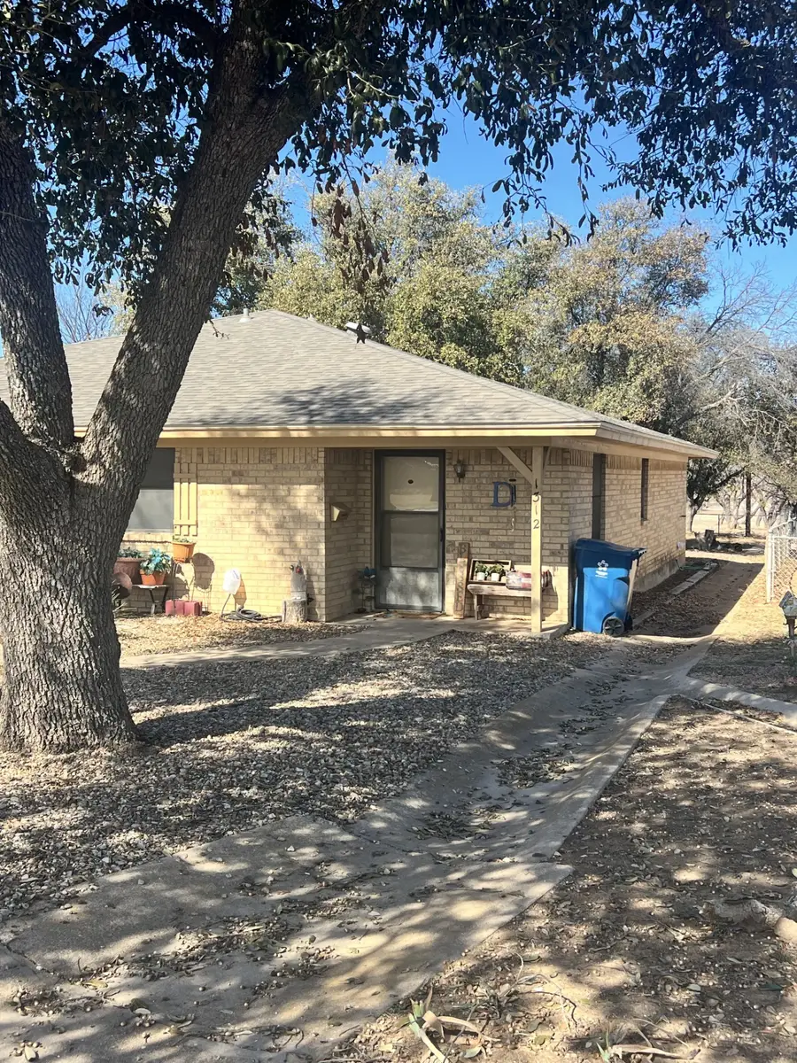 1312 W Dyer Street, Breckenridge, TX 76424 - #3