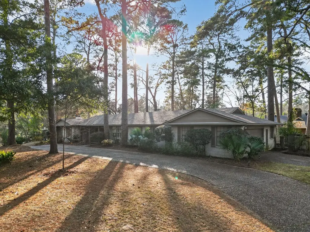 7230 Gilbert Drive, Shreveport, LA 71106 - Image #1