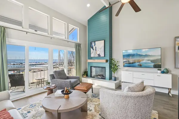 300 Rush Creek Drive #8, Heath, TX 75032