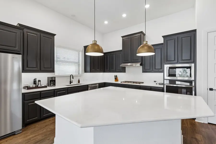 6221 Escarpment Drive, Fort Worth, TX 76112 - #2