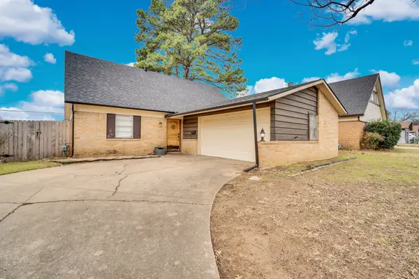 1208 Woodbrook Street, Arlington, TX 76011