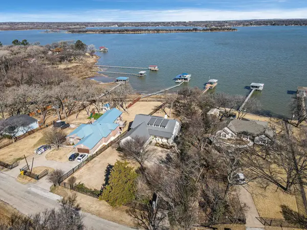 9000 Heron Drive, Fort Worth, TX 76108