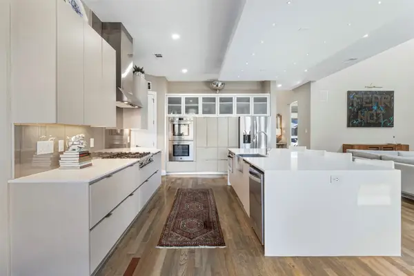 3955 Park Lane, Dallas, TX 75220