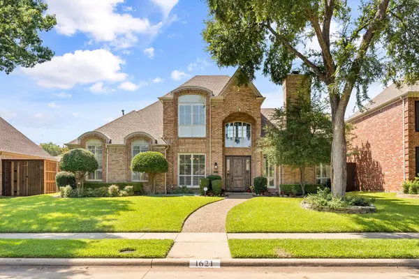 1621 Glen Springs Drive, Plano, TX 75093