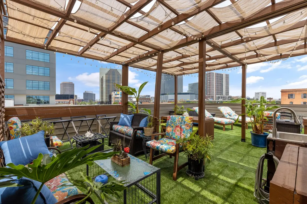 2123 Albany Street, Dallas, TX 75201 - #1