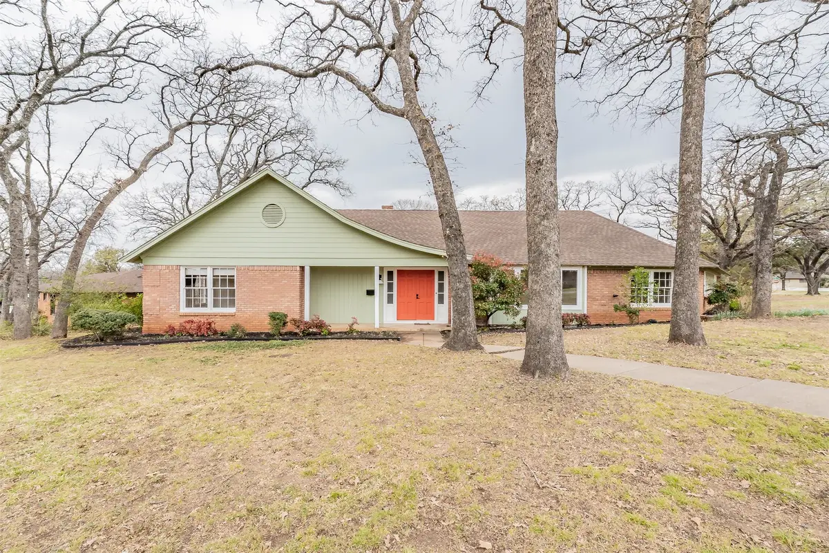 5917 Jacqueline Road, Fort Worth, TX 76112 - #1