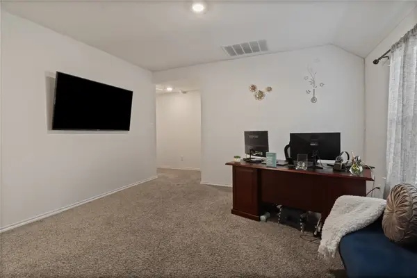 3005 Karsen Lane, Mesquite, TX 75126