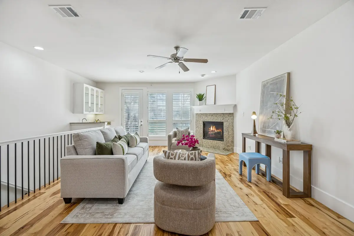 2606 Shelby Avenue #304, Dallas, TX 75219 - #1