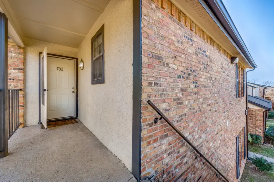 2835 Keller Springs #502, Carrollton, TX 75006 - Image #3