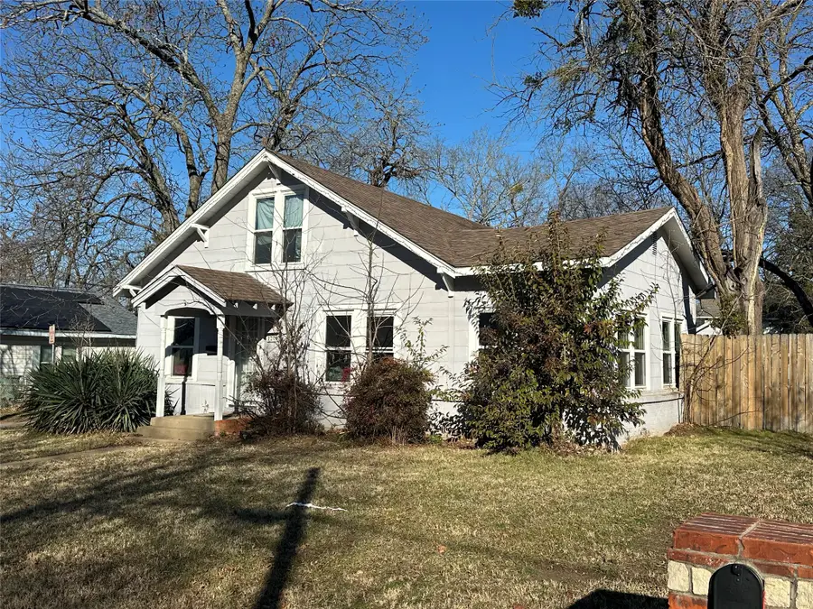 1203 E Jones Street, Sherman, TX 75090 - #3