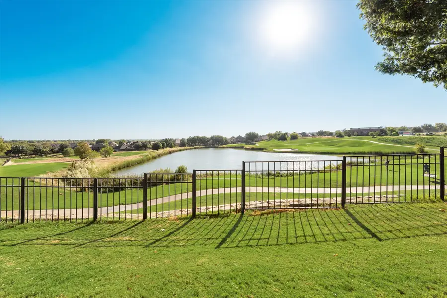 5766 Walnut Creek Drive, Fort Worth, TX 76137 - #2