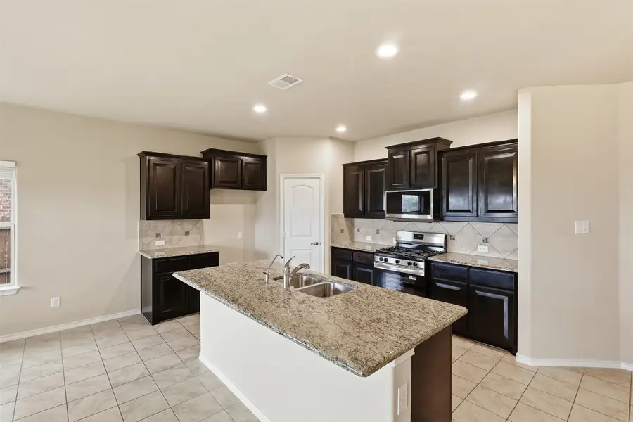 149 Creek Terrace Drive, Saginaw, TX 76131 - #3