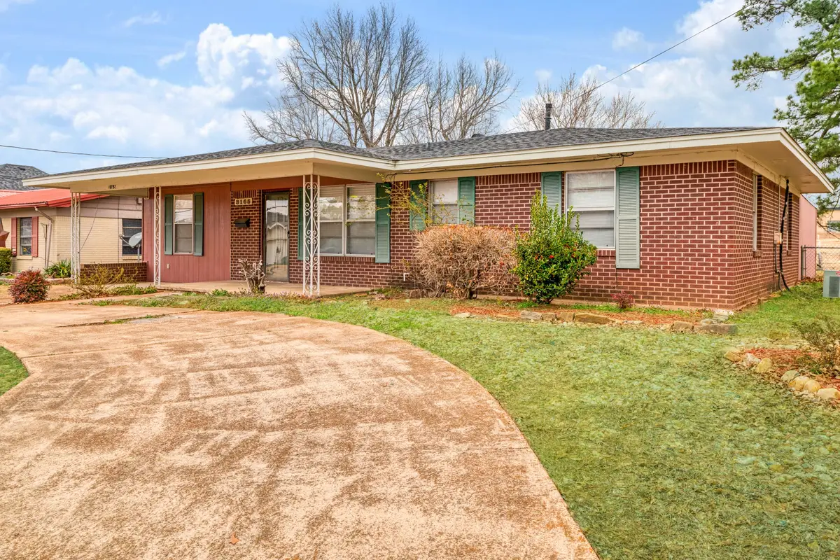 3165 E Houston Street, Paris, TX 75460 - #1