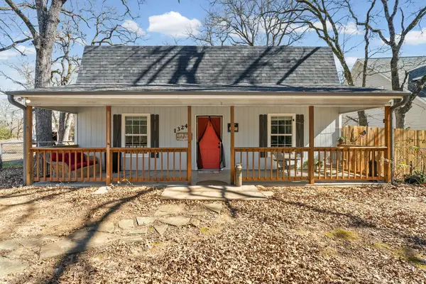 1324 Arrowhead Drive, West Tawakoni, TX 75474