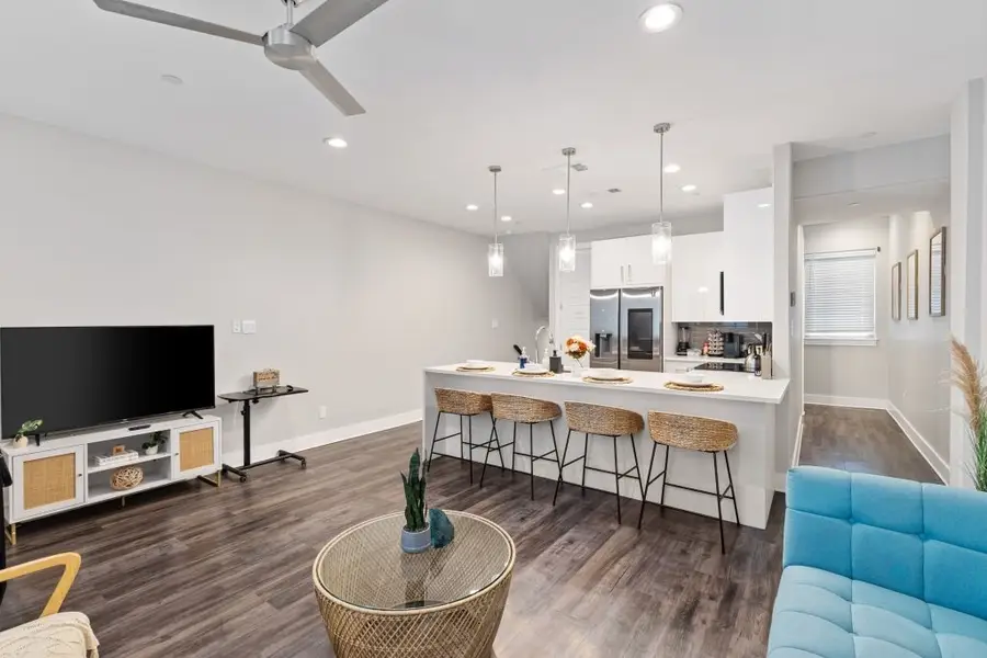 1120 Galveston Avenue #1, Fort Worth, TX 76104 - #3