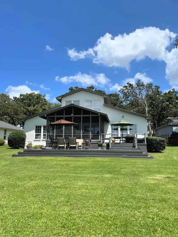 5402 Point Lavista, Malakoff, TX 75148