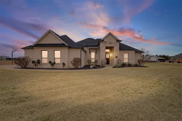 208 Blue Ridge Drive, Waxahachie, TX 75167