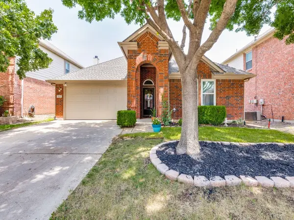 1317 Castlegar Lane, Fort Worth, TX 76247
