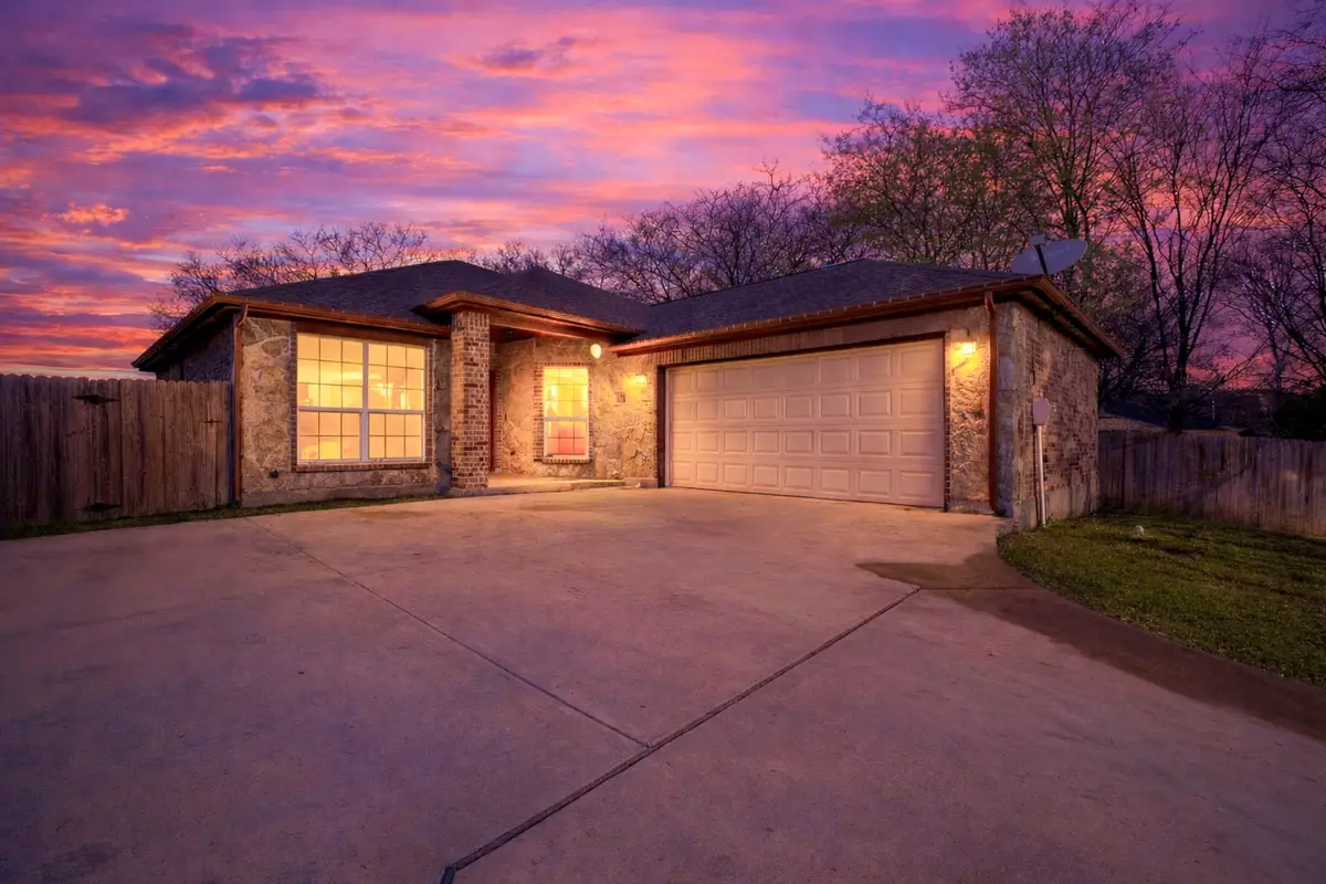 110 S Watson Street, Alvarado, TX 76009 - #1