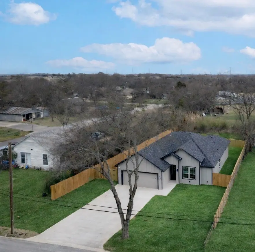 1111 Travis Avenue, Alvarado, TX 76009 - #1