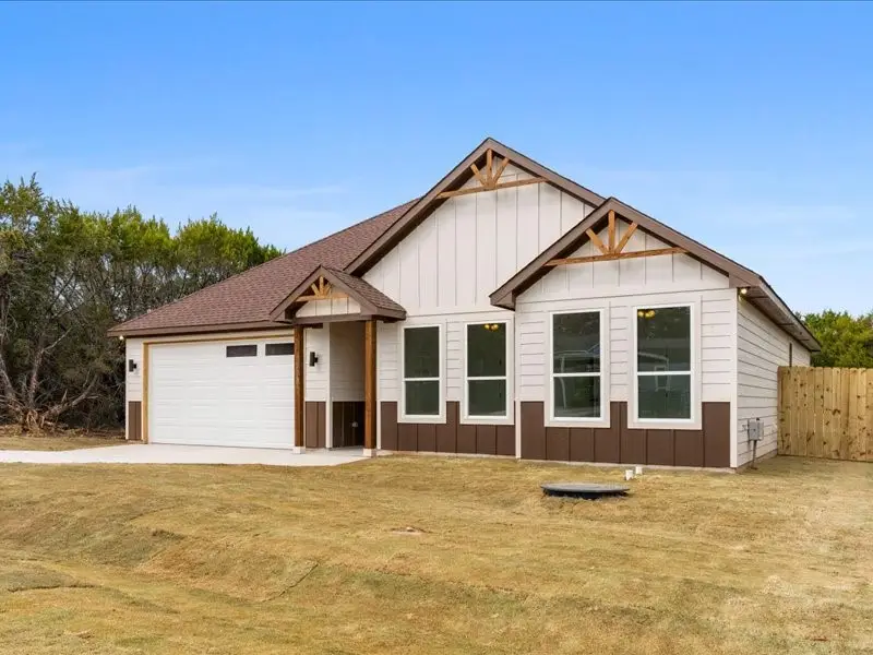 2518 Houston Drive, Granbury, TX 76048 - #2