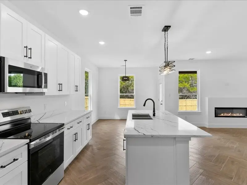 2518 Houston Drive, Granbury, TX 76048 - #3