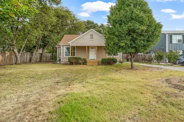 304 W Railroad Avenue, Godley, TX 76044