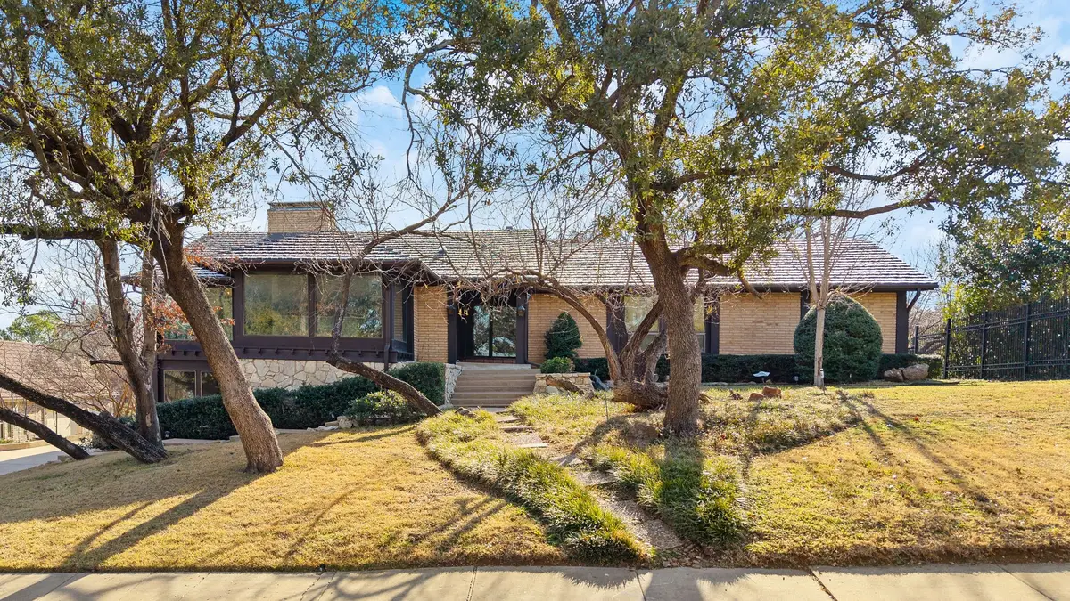 3808 Cabeza De Vaca Circle, Irving, TX 75062 - #1