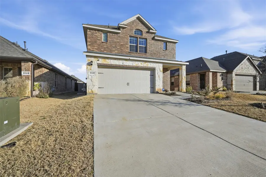 3947 Oak Creek Circle, Denison, TX 75020 - #3