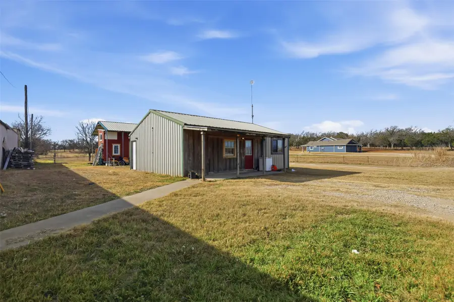 10669B Mineral Wells Highway, Weatherford, TX 76088 - #2