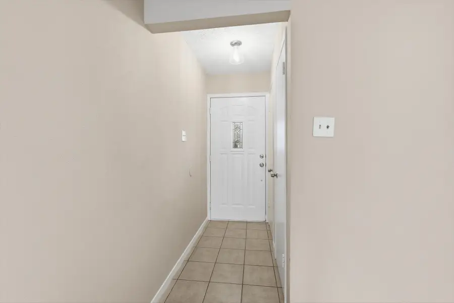 1739 Oak Lake, Irving, TX 75060 - #3