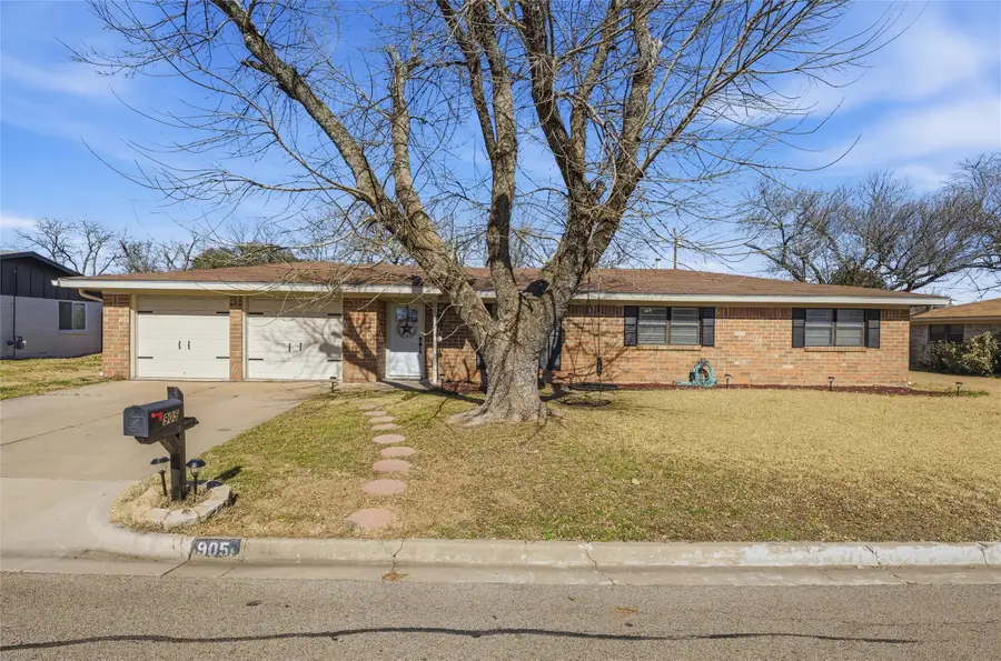 905 W Elizabeth Drive, Robinson, TX 76706 - #2