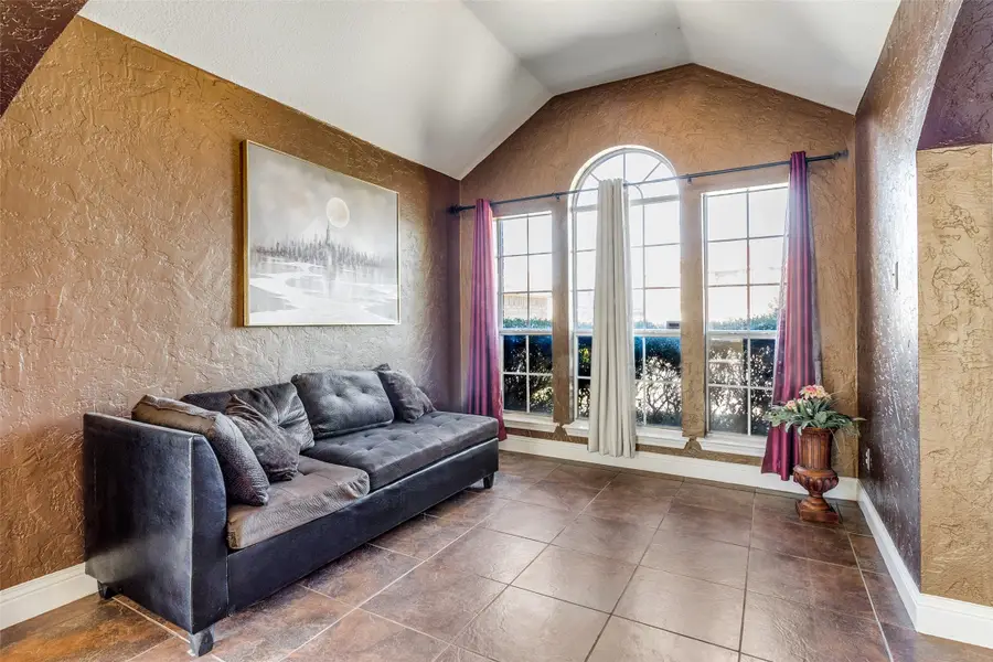 4621 Saint Francis Avenue, Dallas, TX 75227 - #3