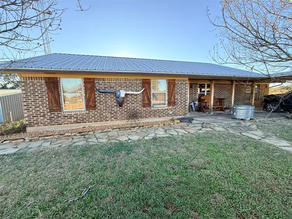 351 Bosque Bend Lane, China Spring, TX 76633