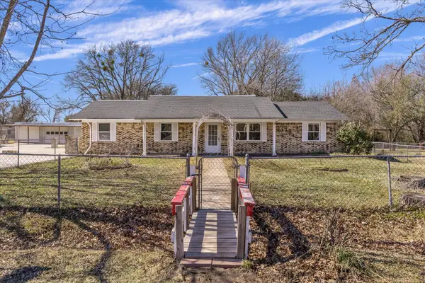 1729 Elliot Drive, Canton, TX 75103