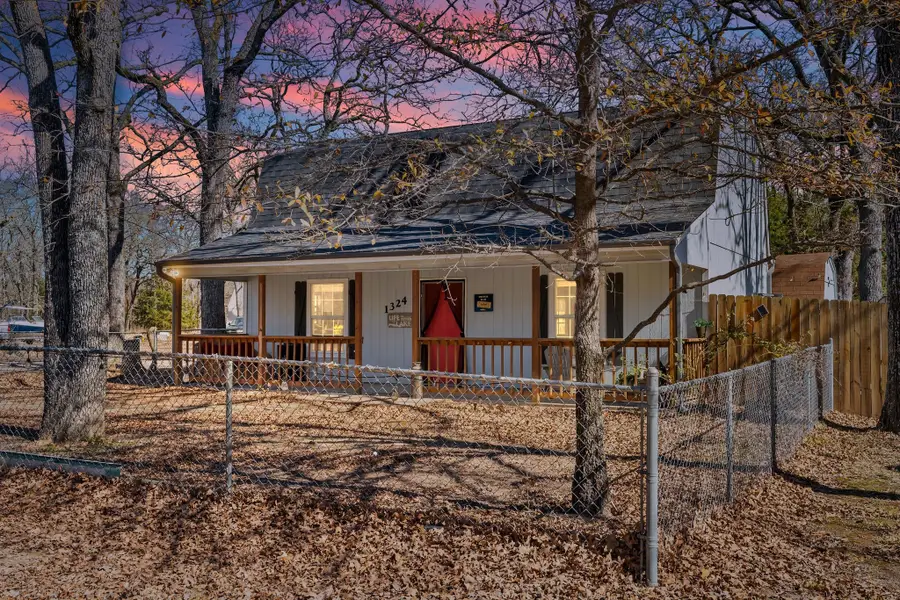 1324 Arrowhead Drive, West Tawakoni, TX 75474 - #2