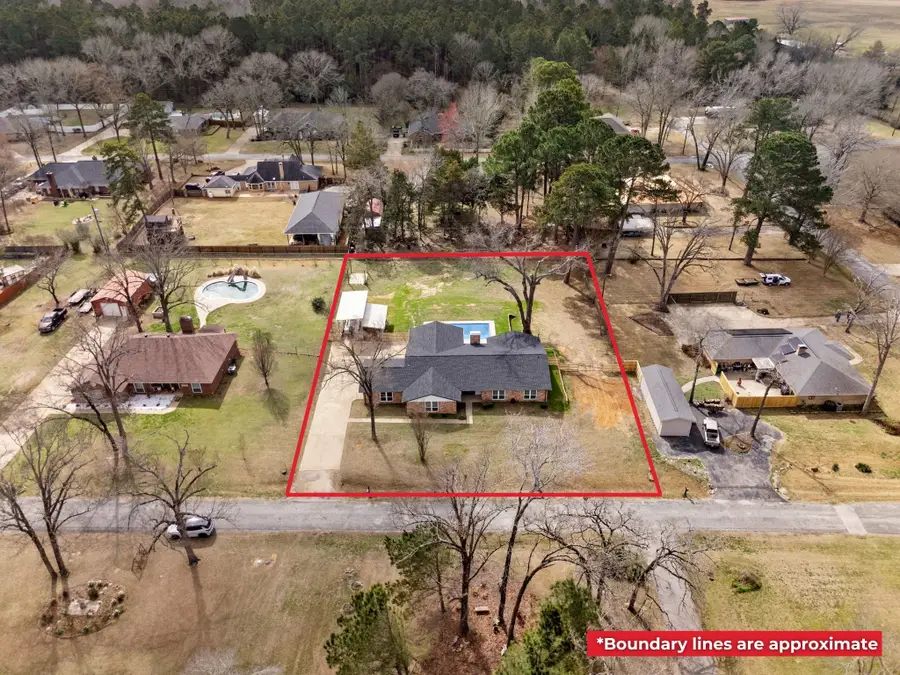 310 Windridge, Palestine, TX 75801 - #2