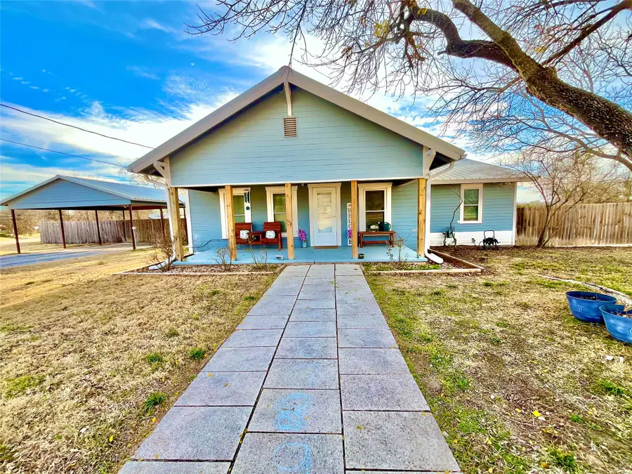 522 E Standifer Street, Hamilton, TX 76531 - #2