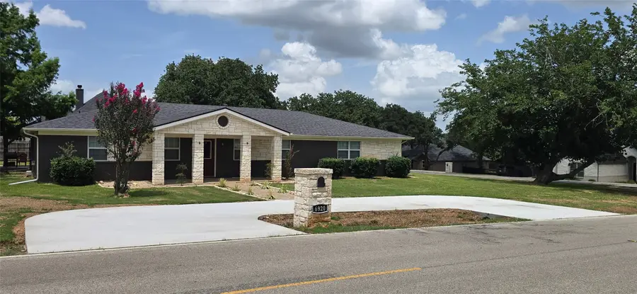 6920 Westover Drive, Granbury, TX 76049 - #2