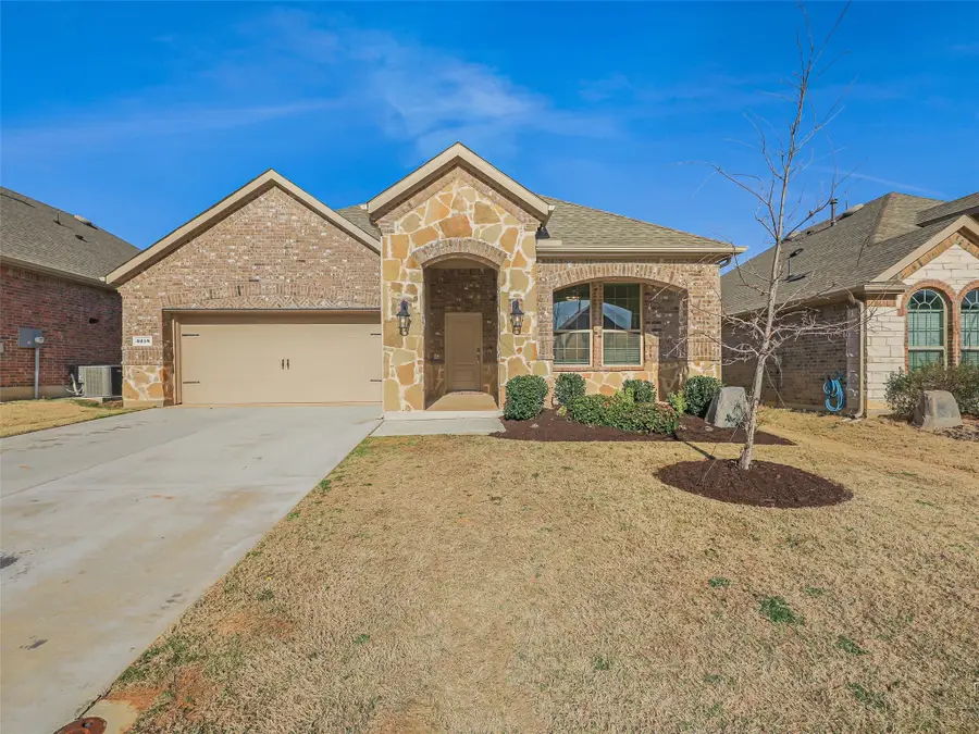 3218 Hunters Glen Drive, Aubrey, TX 76227 - #2