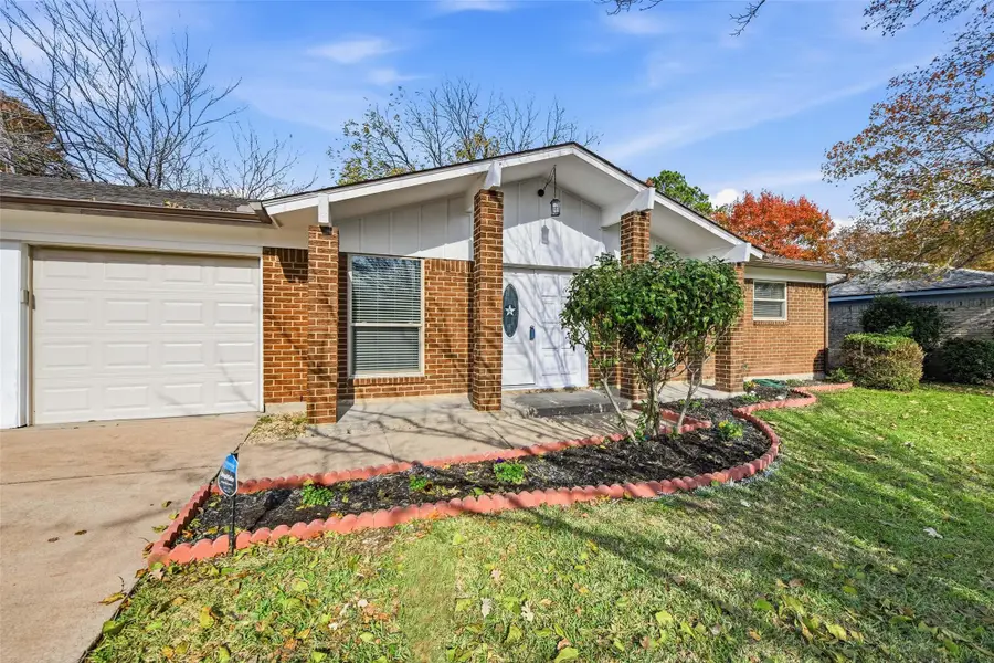 7825 Emerald Hills Way, North Richland Hills, TX 76180 - #2