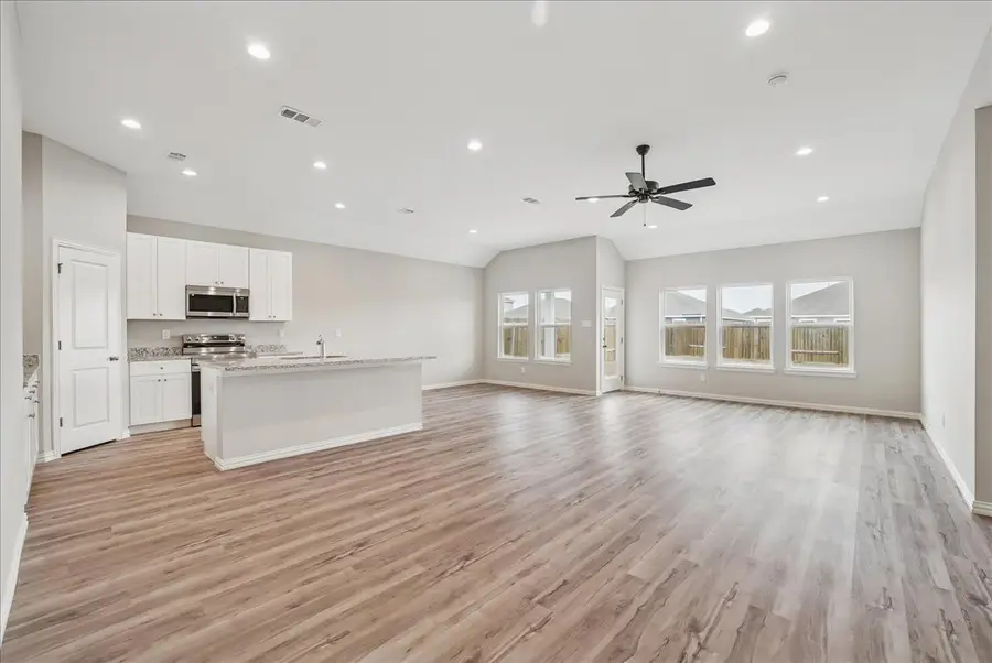 4806 Delano Street, Greenville, TX 75401 - #3