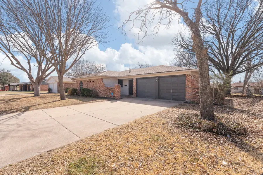 1613 Lamplighter Lane, Edgecliff Village, TX 76134 - #3