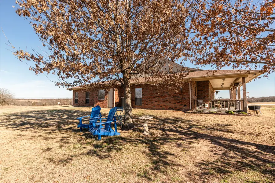 2168 Fruitland Road, Sunset, TX 76270 - #3